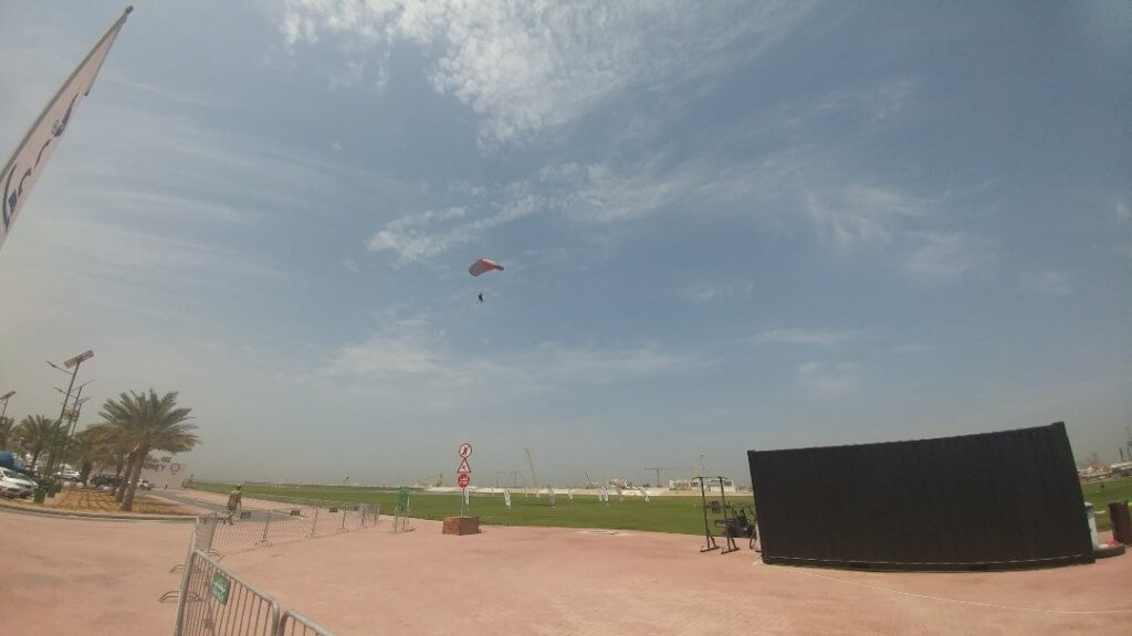 landing, parachute, Dubai, UAE