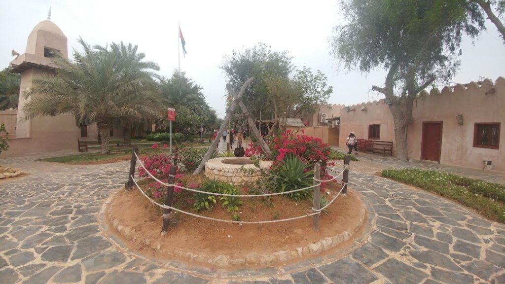 Inside the Heritage Village in Abu Dhabi, oasis village, what to see in Abu Dhabi