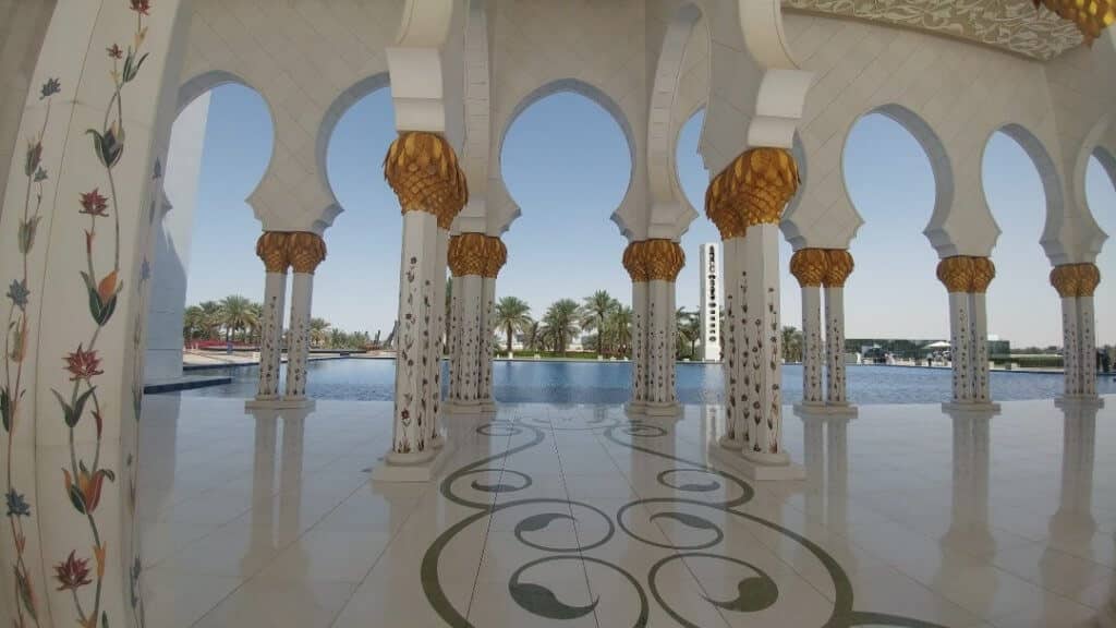 columns. reflective pool, mosque, Sheikh Zayed Grand Mosque 