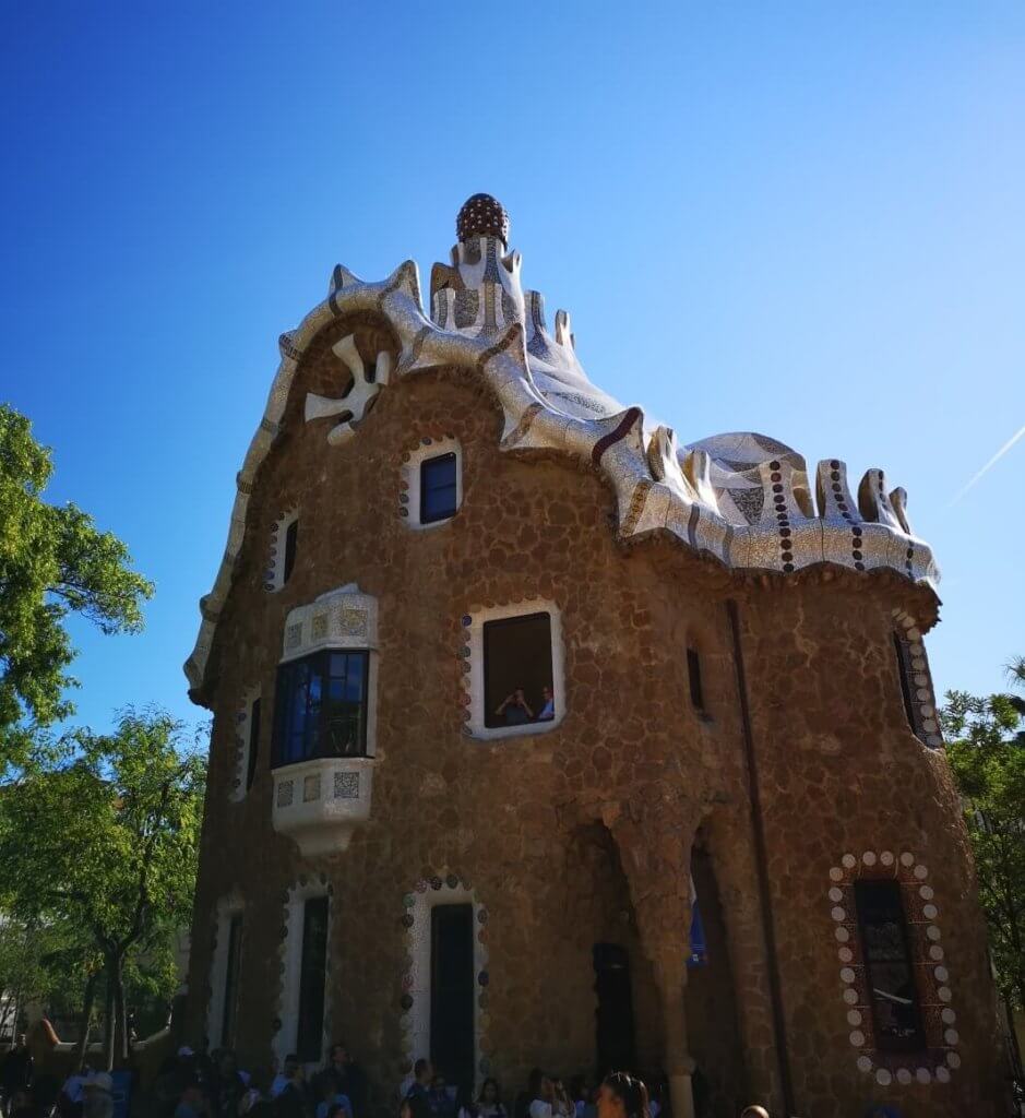 Casa Del Guardia, Park Guell, Barcelona, Things to do in Park Guell 