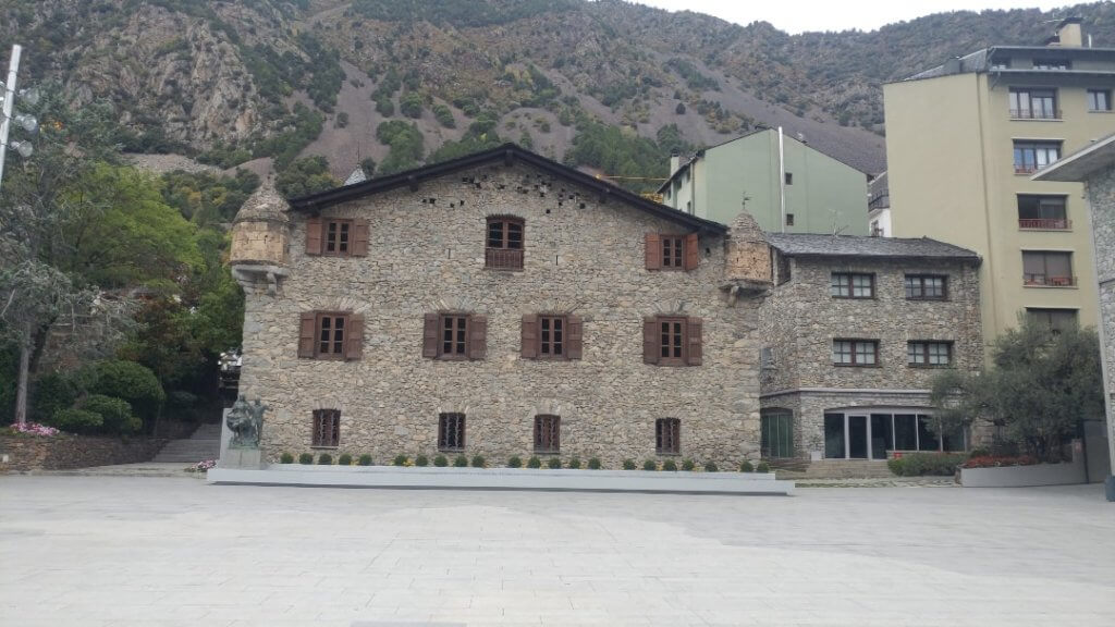 Casa de la Vall, Heritage House 
