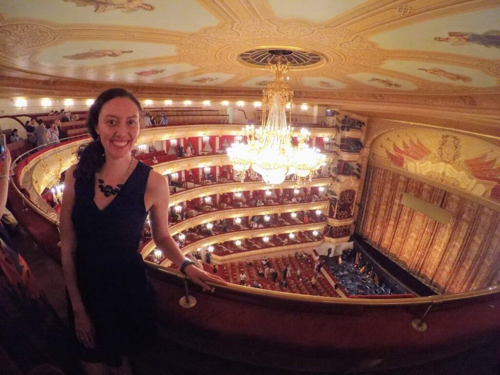 Bolshoi theater Moscow, travel blogger