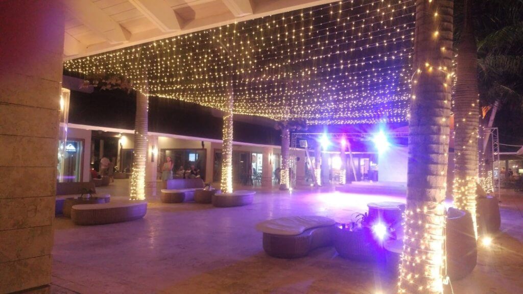 Main Plaza, Dreams Onyx Punta Cana Resort & Spa, Dreams Onyx Resort and Spa review