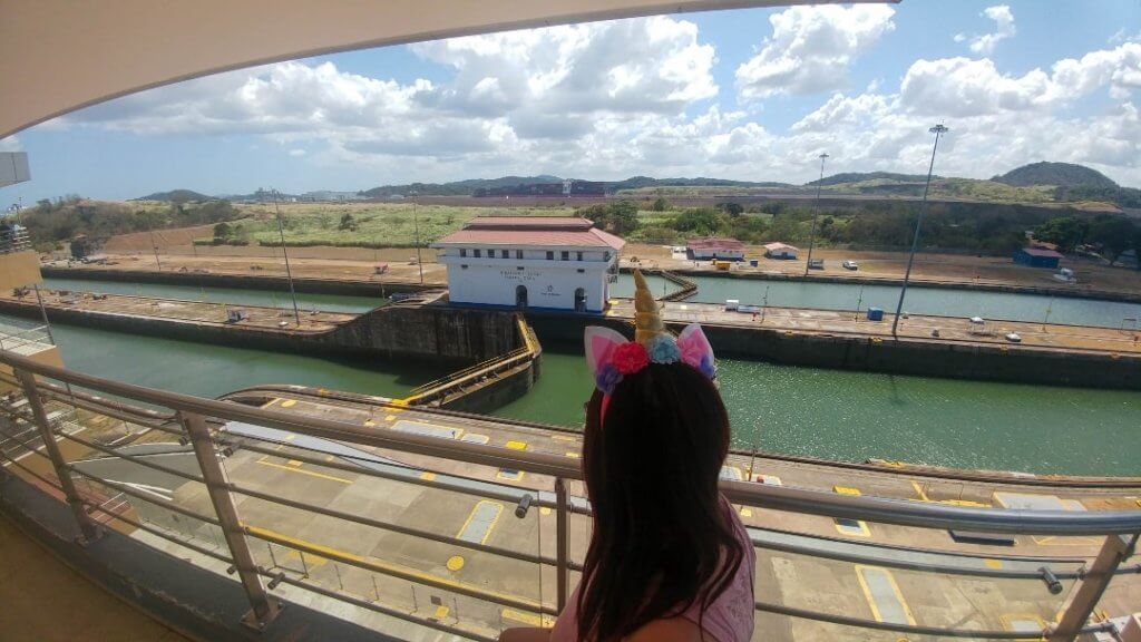 Panama City, Panama Canal, Miraflores Locks, unicorn, travel blog