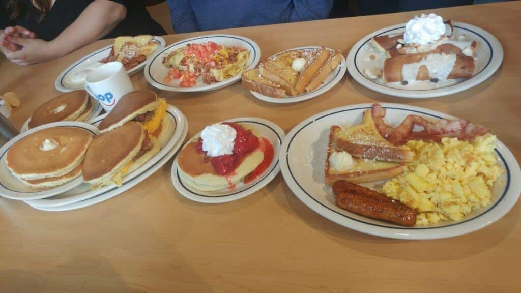 Breakfast at IHOP, pancakes,  is it worth going to Niagara Falls 
