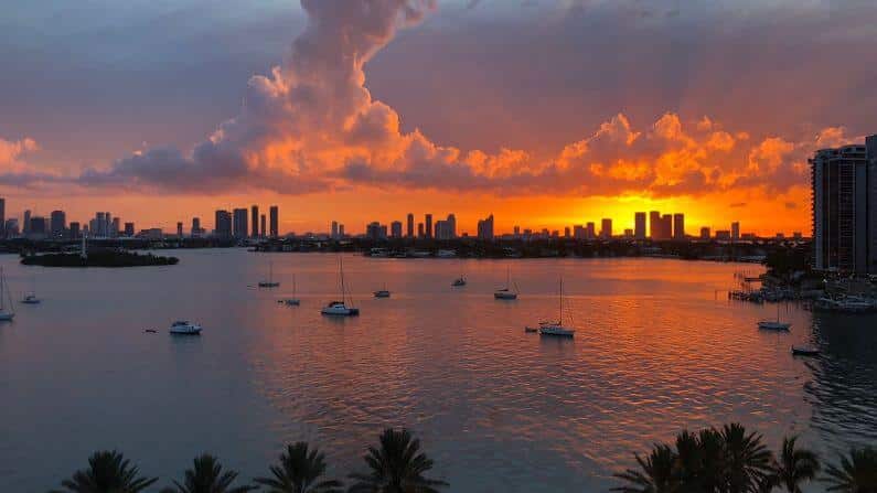 Watch the sunset from a Romantic Cruise, Miami things to do 