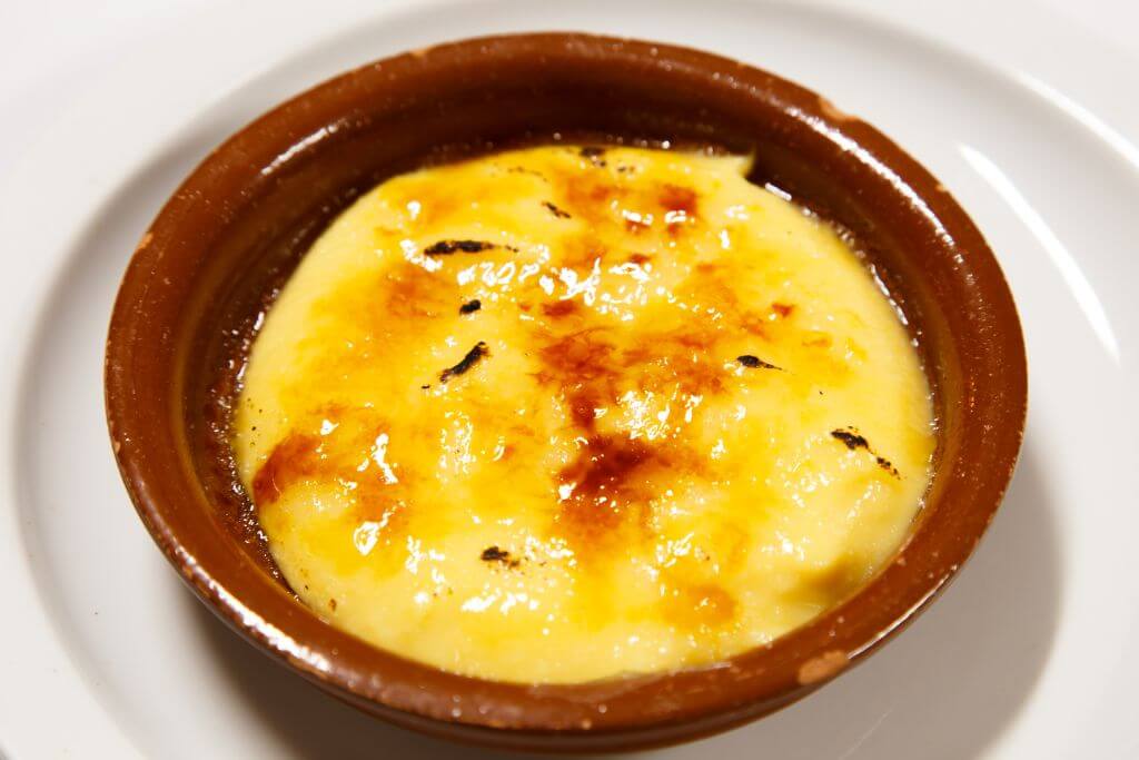 crema catalana, sweets, dessert, Spanish dessert, Spanish sweet, Traditional food and drink in Spain