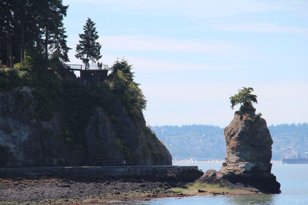 Siwash Rock (Pineapple Rock), Vancouver, Stanley Park, what to visit in Vancouver, Canada