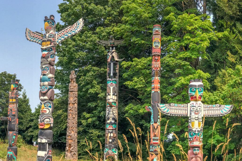The Totem Poles in Stanley Park, First Nations, What to do when visiting Vancouver