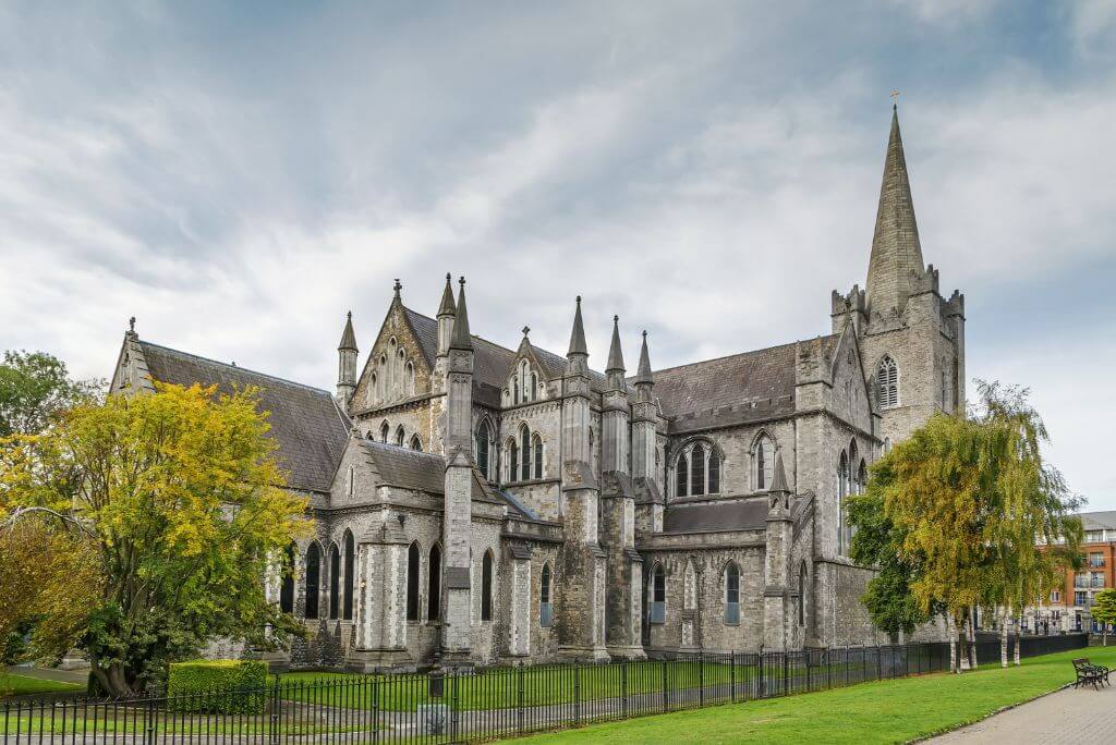 St. Patrick's Cathedral, church in Dublin, best places in Dublin