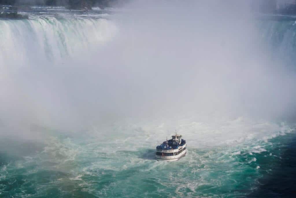 Maid of the Mist, boat tour, Niagara Falls 