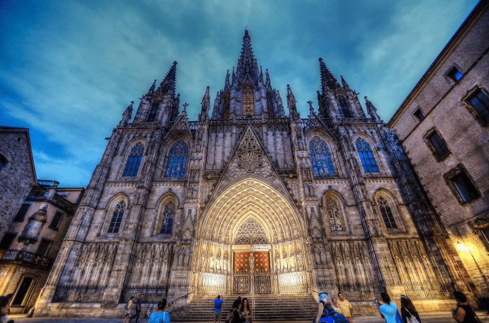 The Barcelona Cathedral at night, spooky tour, ghost tours