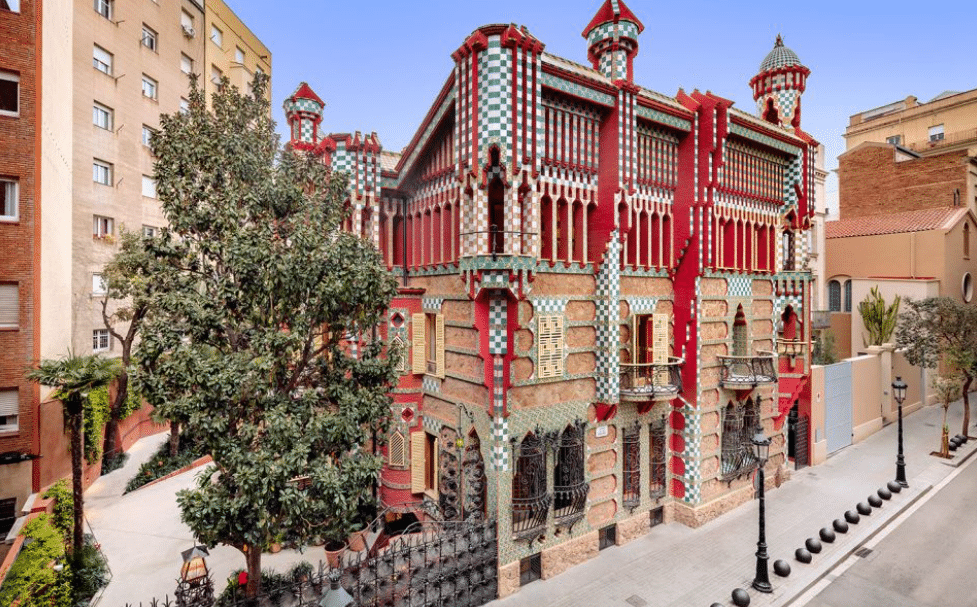 Casa Vicens, attraction in Barcelona, red house, Gaudi Barcelona Tours