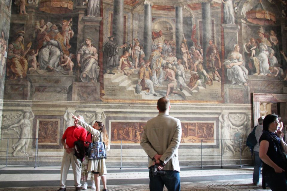 Vatican Museums guided night tour, art, tour group, night tour Vatican