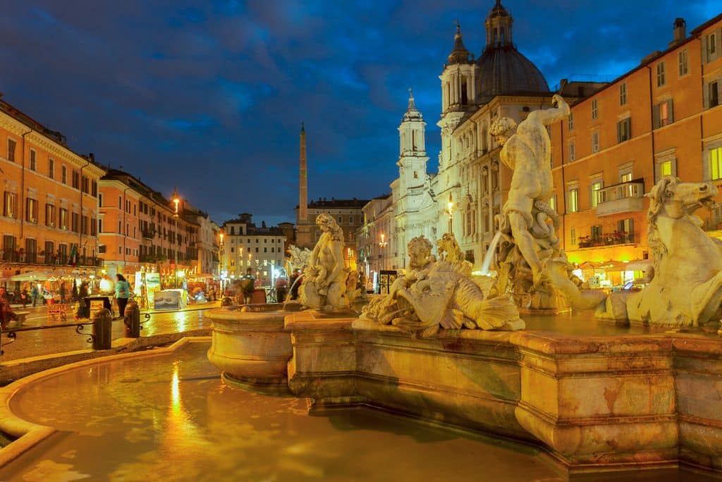 Piazza Navona at night, fountain, landmarks in Rome