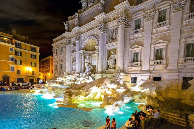 Explore the Trevi Fountain during your romantic night tour, private tours in Rome