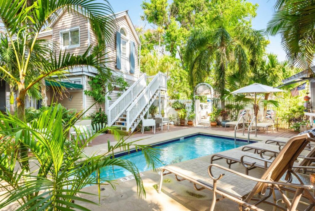 Andrew Inn in Key West, pool, hotel