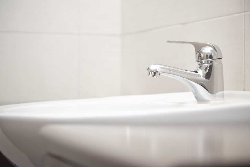 sink, tap, faucet, Is Tap Water Safe To Drink At The Hotels In Niagara Falls Canada