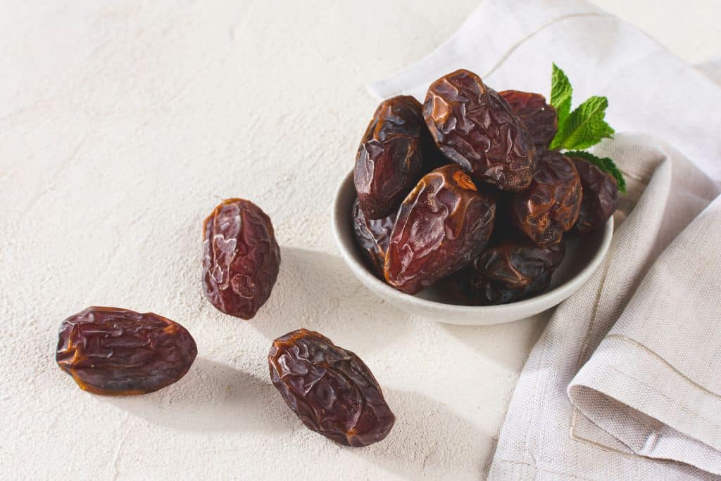 Dates, dried fruit