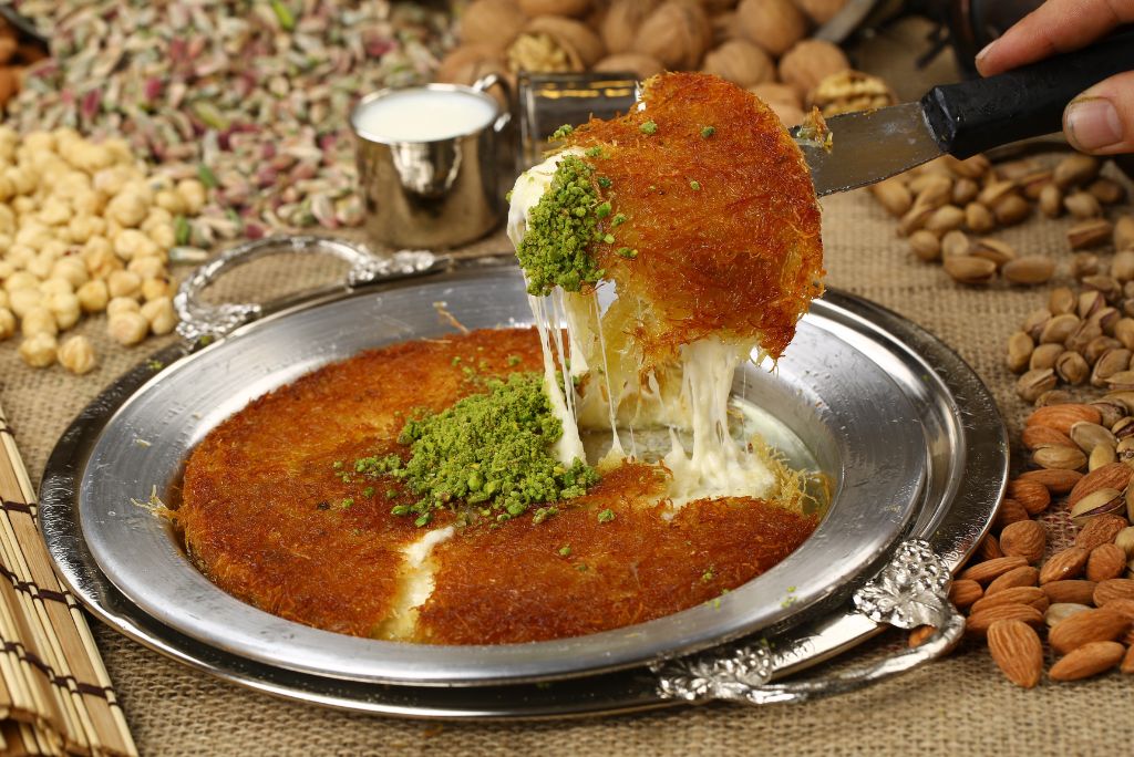 Kunafa, Middle Eastern dessert, sweets, Unique Foods To Try In Dubai