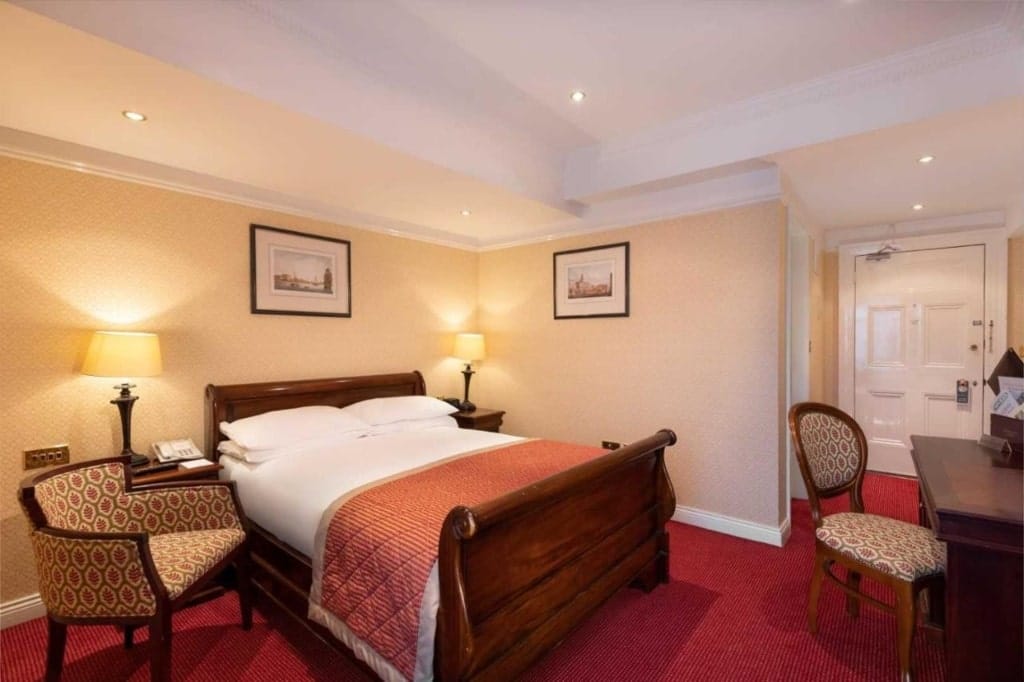 A room in Wynn's Hotel, room in a hotel, Dublin Hotels Near Croke Park