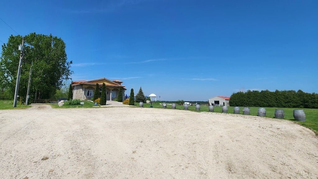 Paglione Estate Winery, Italian style estate