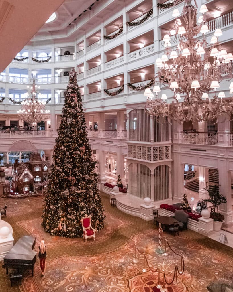 Christmas in Orlando, large Christmas tree