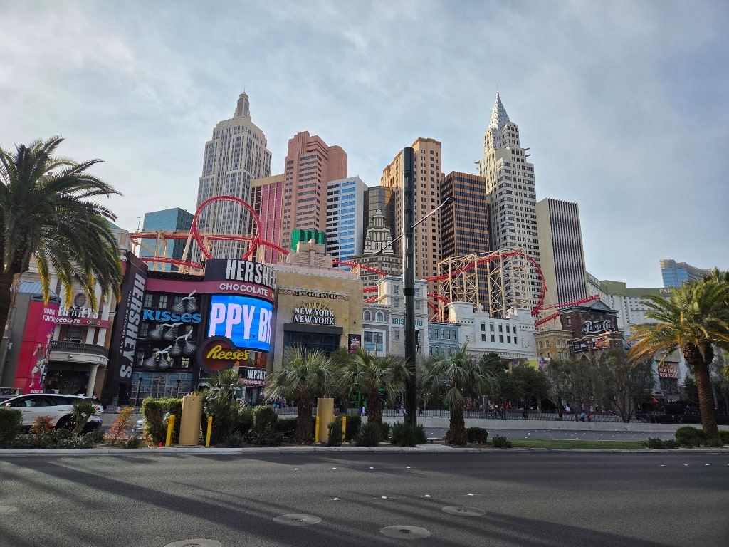 New York, New York Hotel, Vegas strip, Is Las Vegas In California?