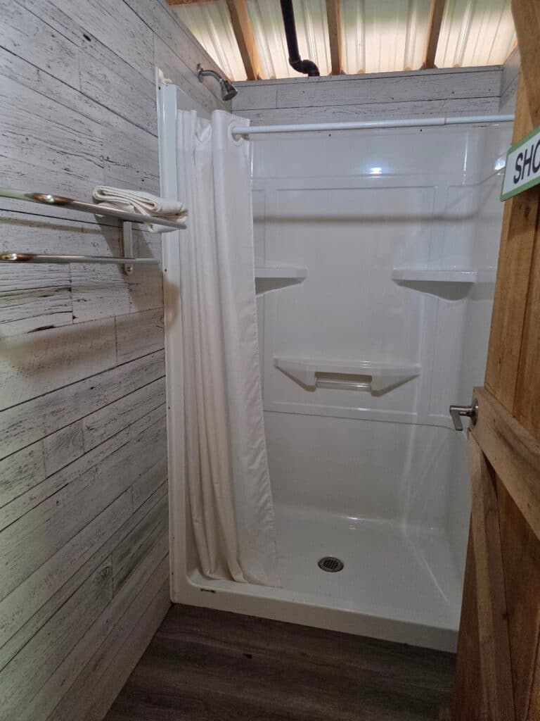 The toilet in Homegrown Hideaway near Port Dover