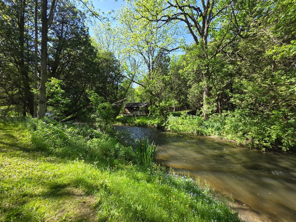 The lovely Lynn river, cabin, Homegrown Hideaway Review