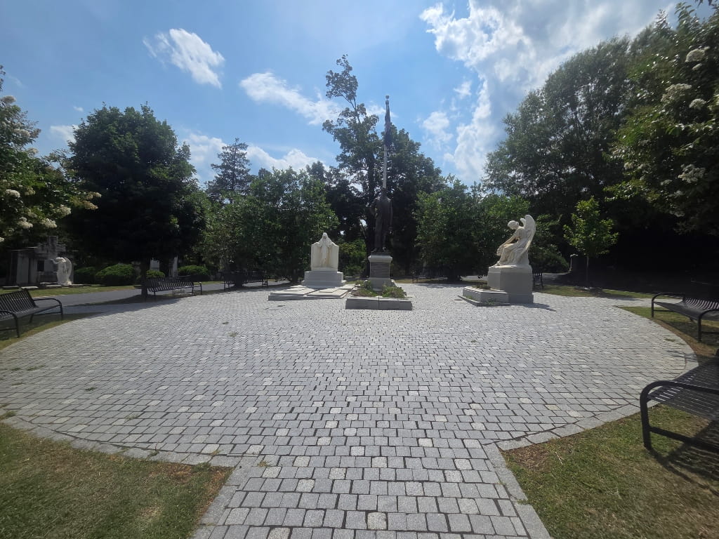 Confederate President Jefferson Davis grave, cemetery, graveyard