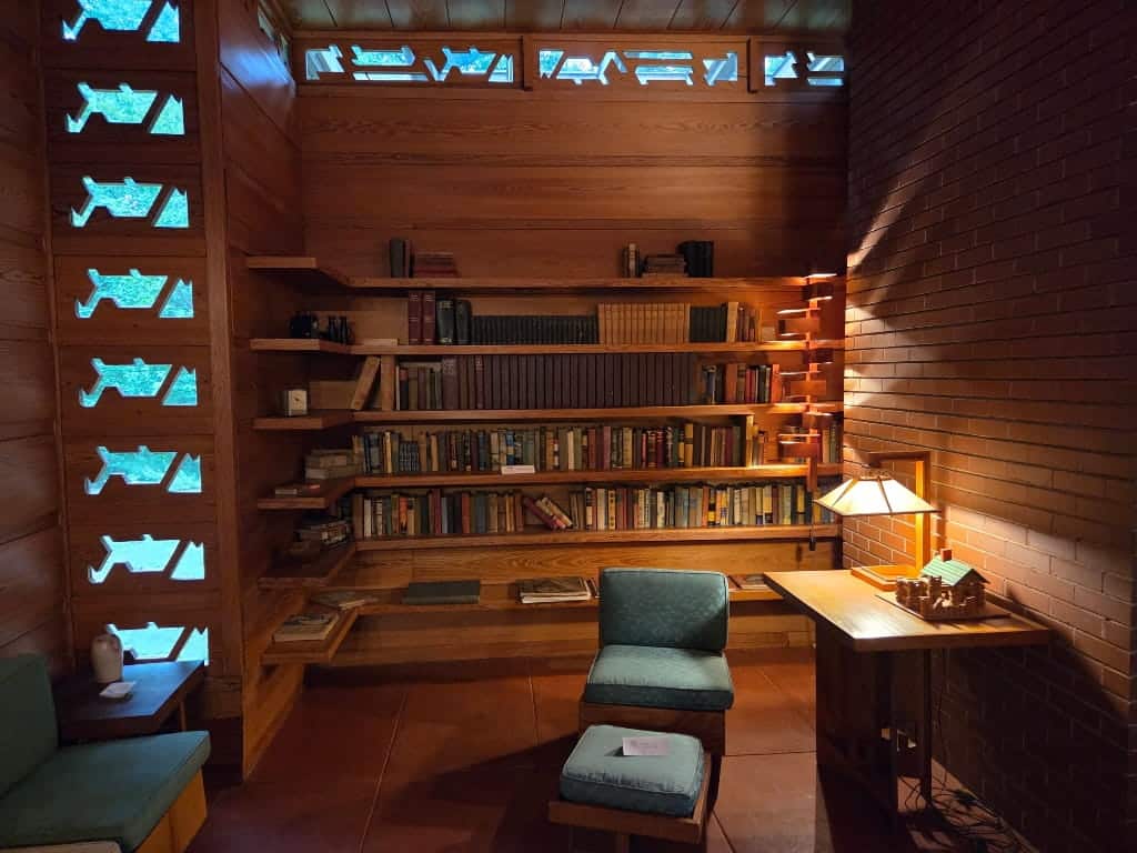 Inside the Frank Lloyd Wright Pope-Leighey House