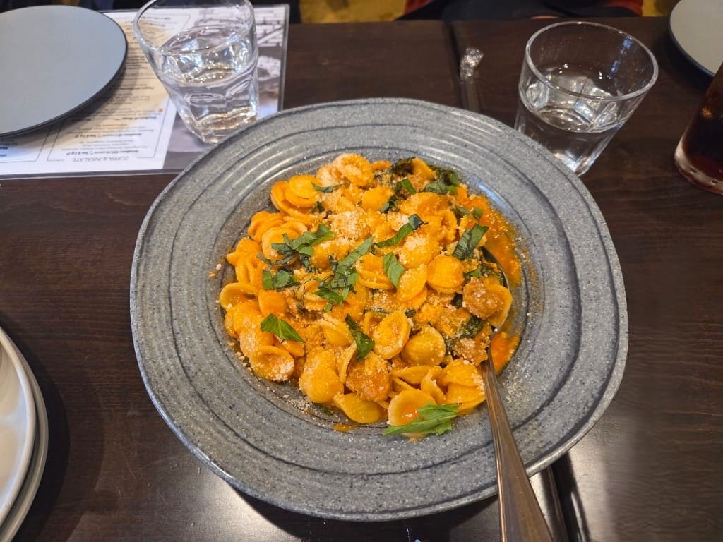 How To Spend One Day In Fredericksburg, Virginia, sausage pasta